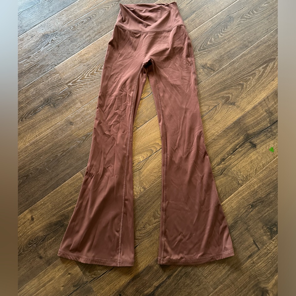 Brown Flare Leggings -PINK LILY - Picture 1 of 2